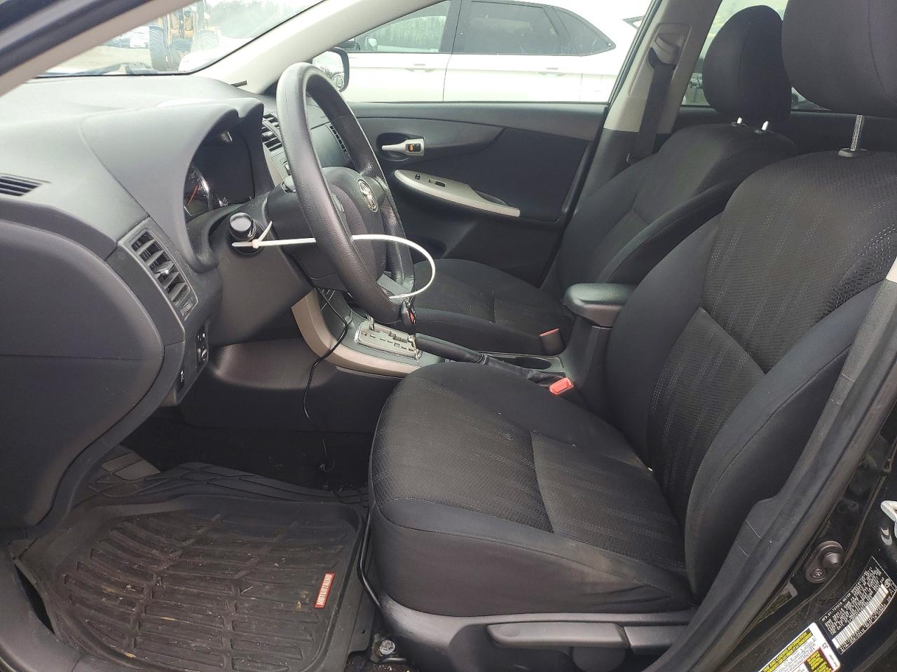 2011 TOYOTA COROLLA BASE photo 7
