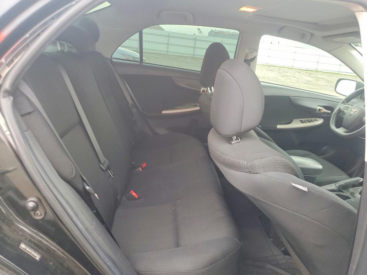 2011 TOYOTA COROLLA BASE photo 10