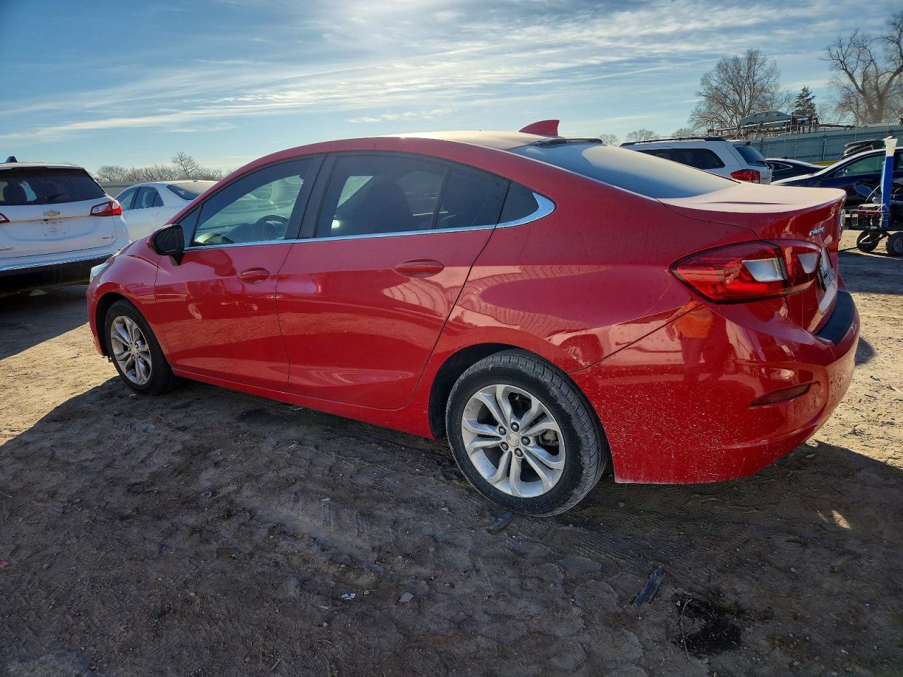2019 CHEVROLET CRUZE LT photo 2