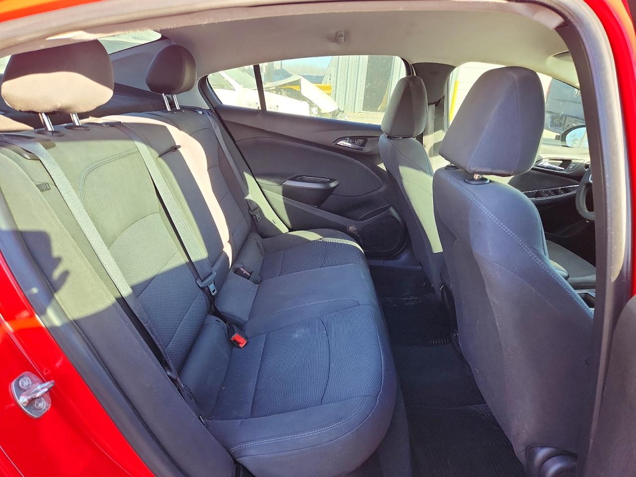2019 CHEVROLET CRUZE LT photo 10