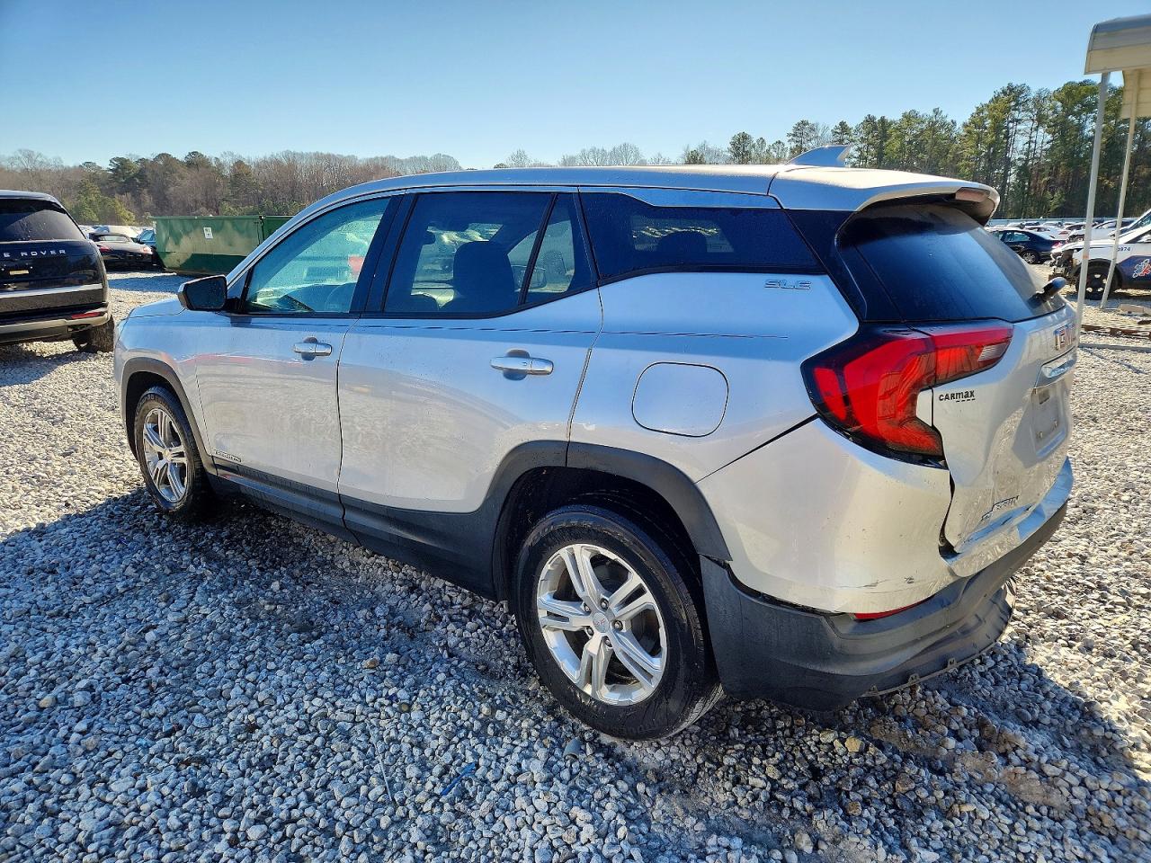 2019 GMC TERRAIN SLE photo 2