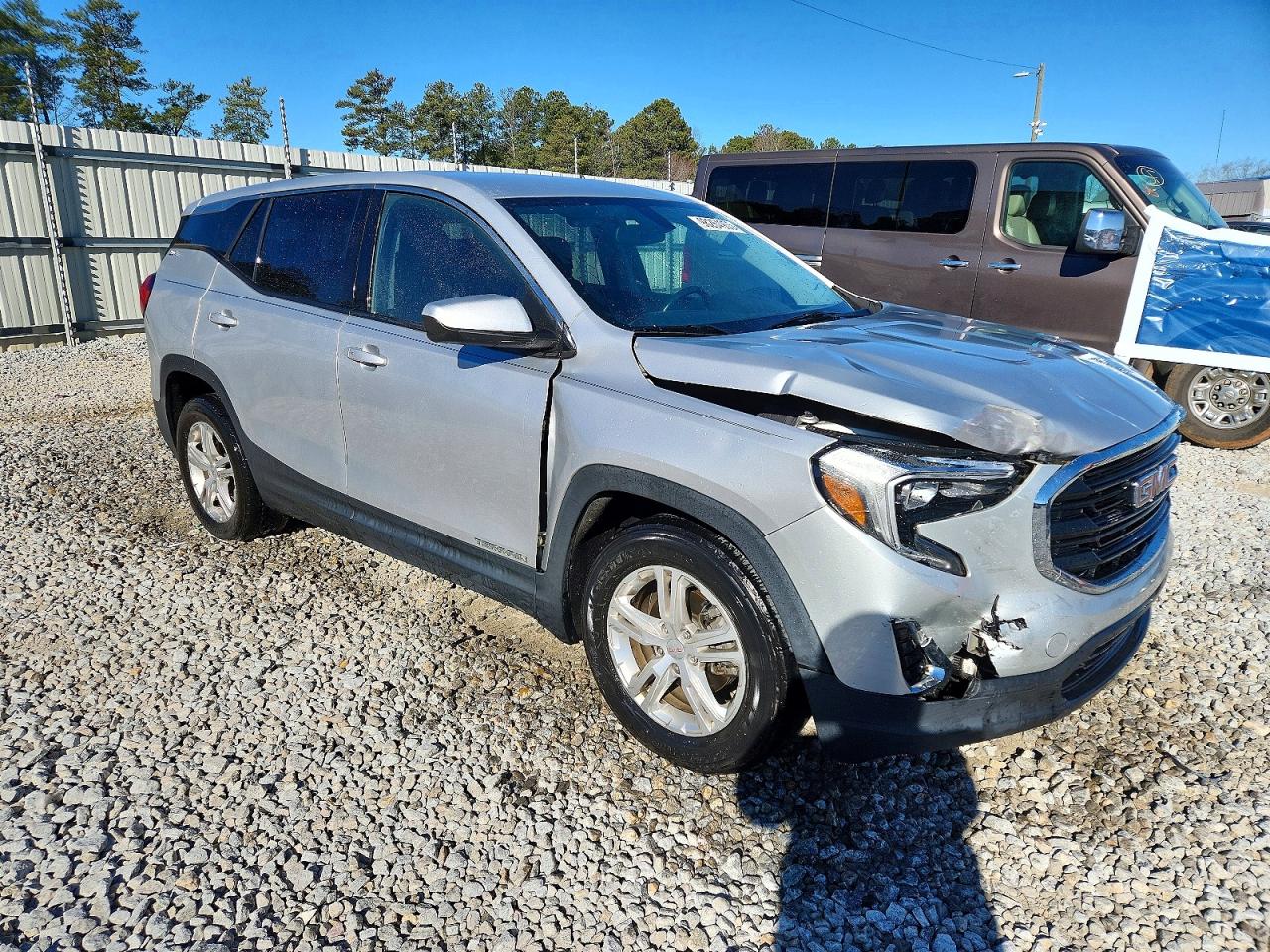 2019 GMC TERRAIN SLE photo 4
