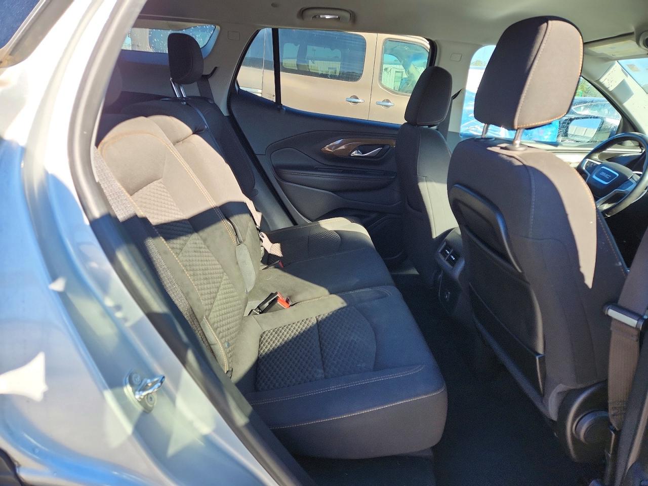 2019 GMC TERRAIN SLE photo 11