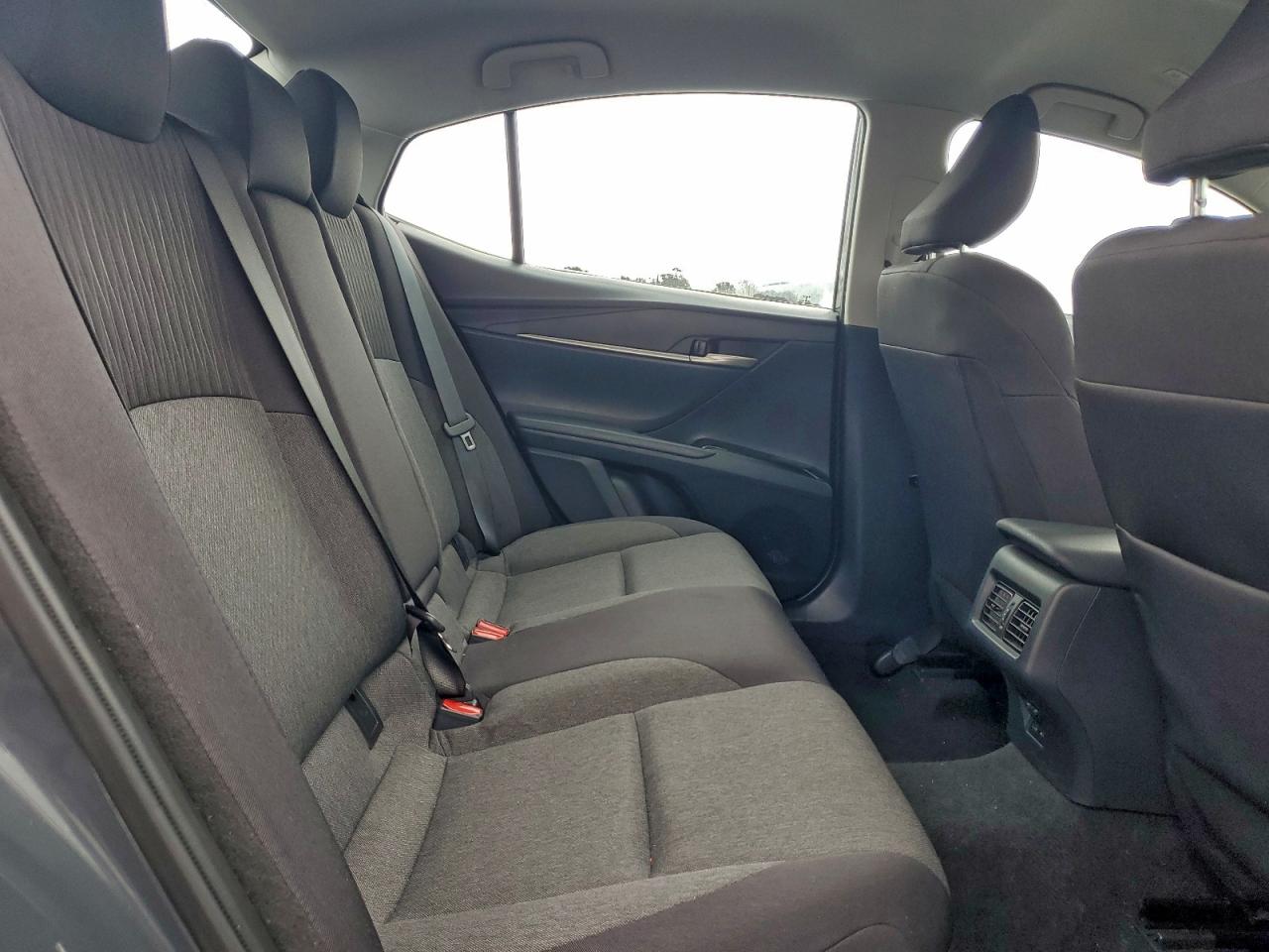 2025 TOYOTA CAMRY XSE photo 10
