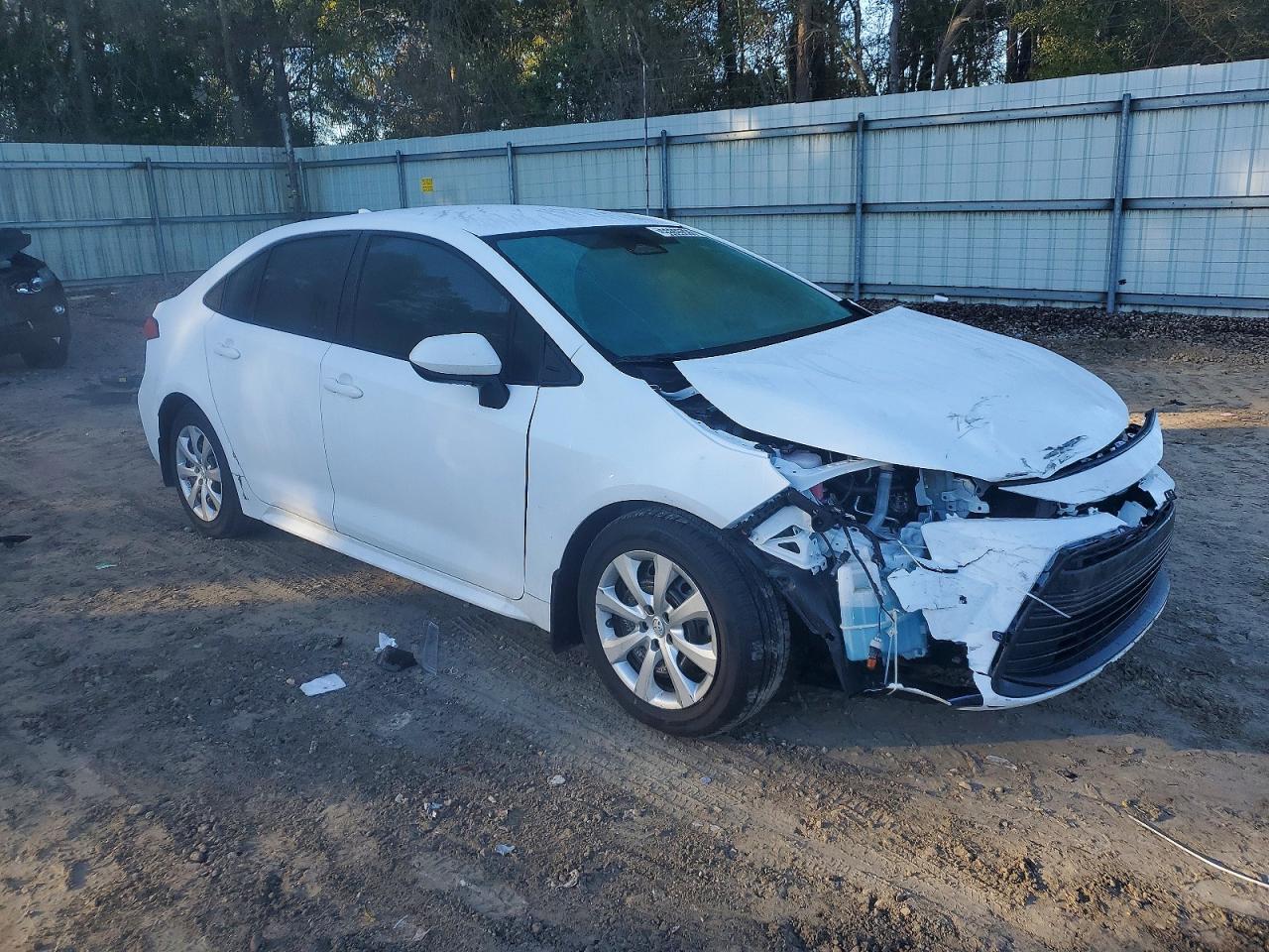 2025 TOYOTA COROLLA LE photo 10