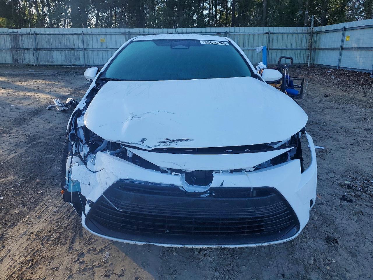 2025 TOYOTA COROLLA LE photo 13