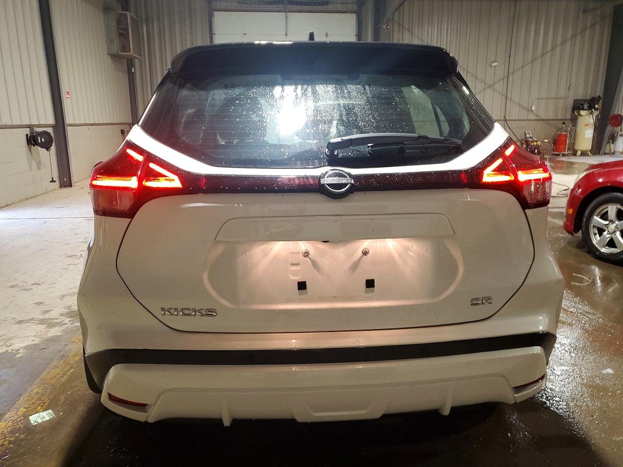 2023 NISSAN KICKS SR photo 6
