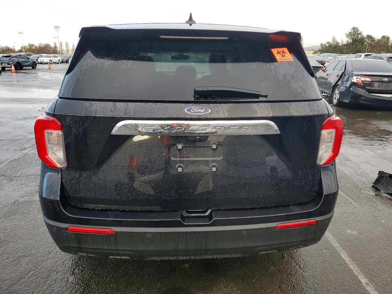 2023 FORD EXPLORER photo 6