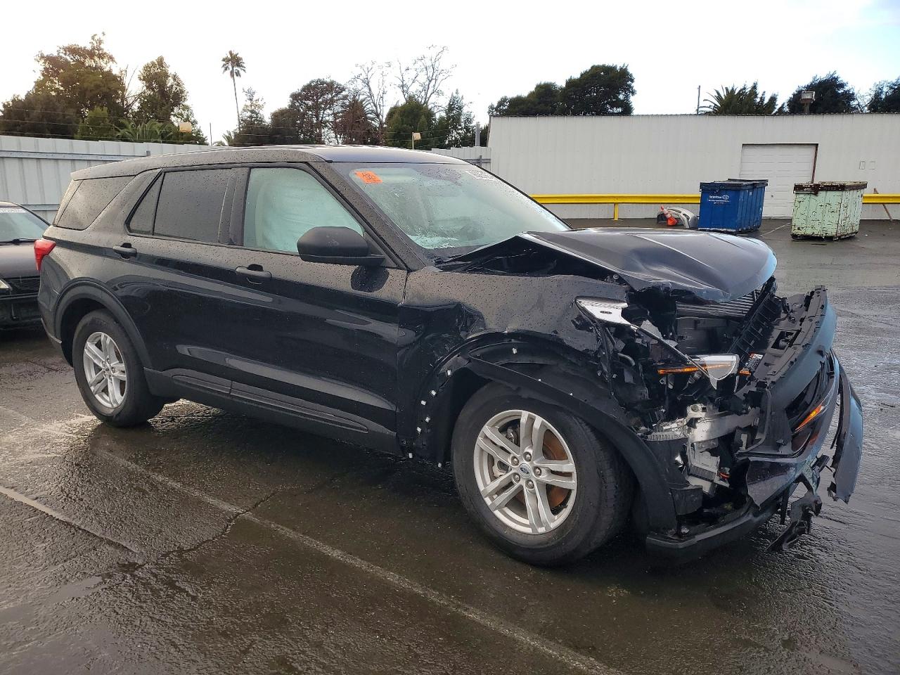 2023 FORD EXPLORER photo 4