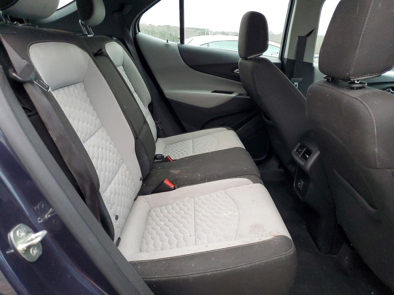 2019 CHEVROLET EQUINOX LS photo 11