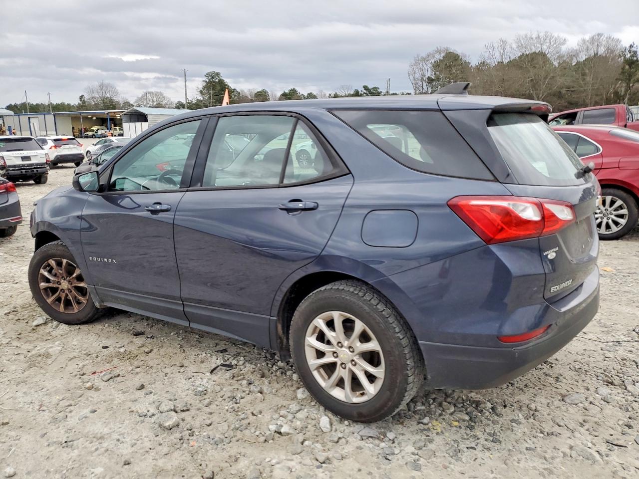 2019 CHEVROLET EQUINOX LS photo 2