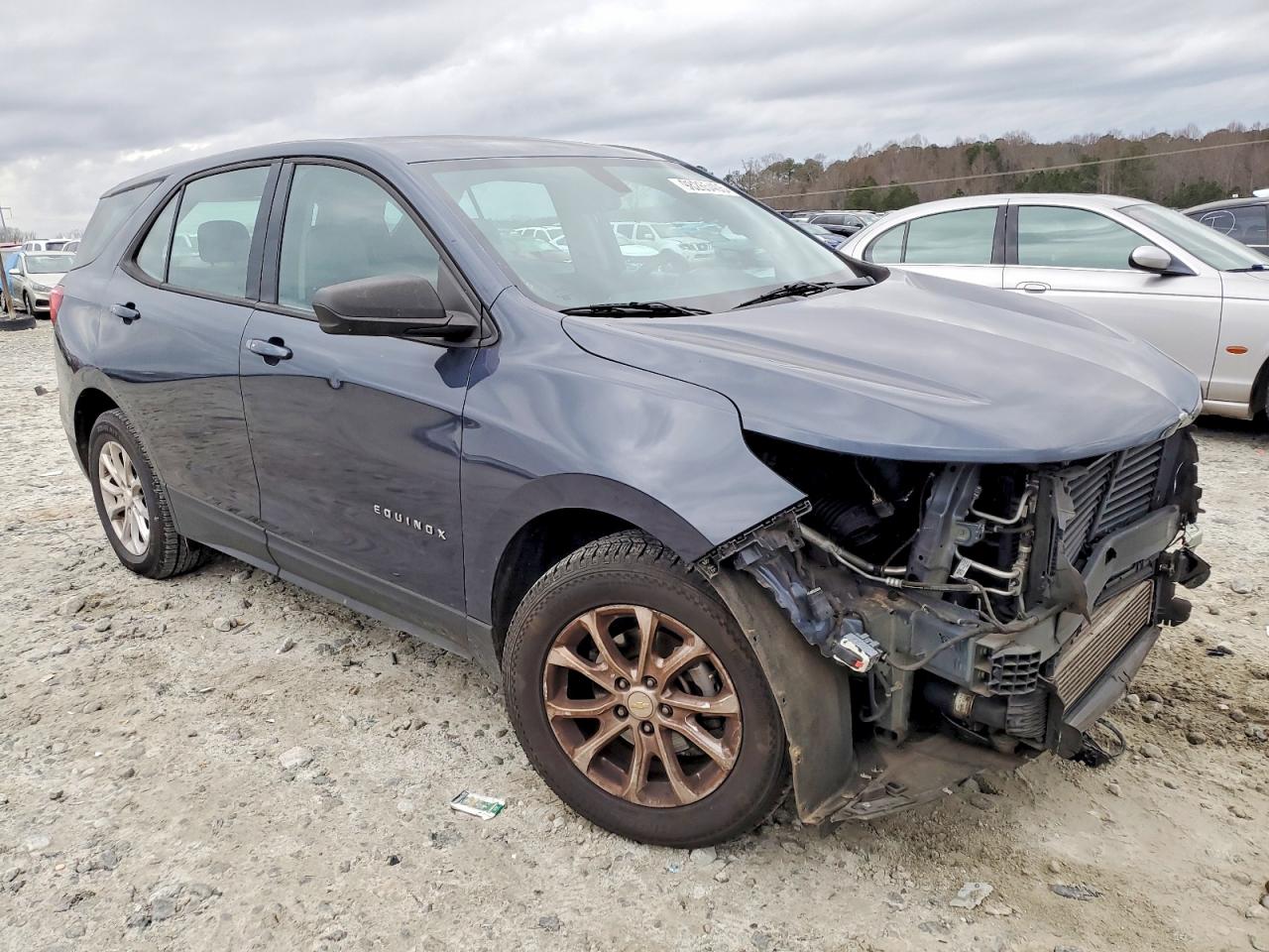 2019 CHEVROLET EQUINOX LS photo 4