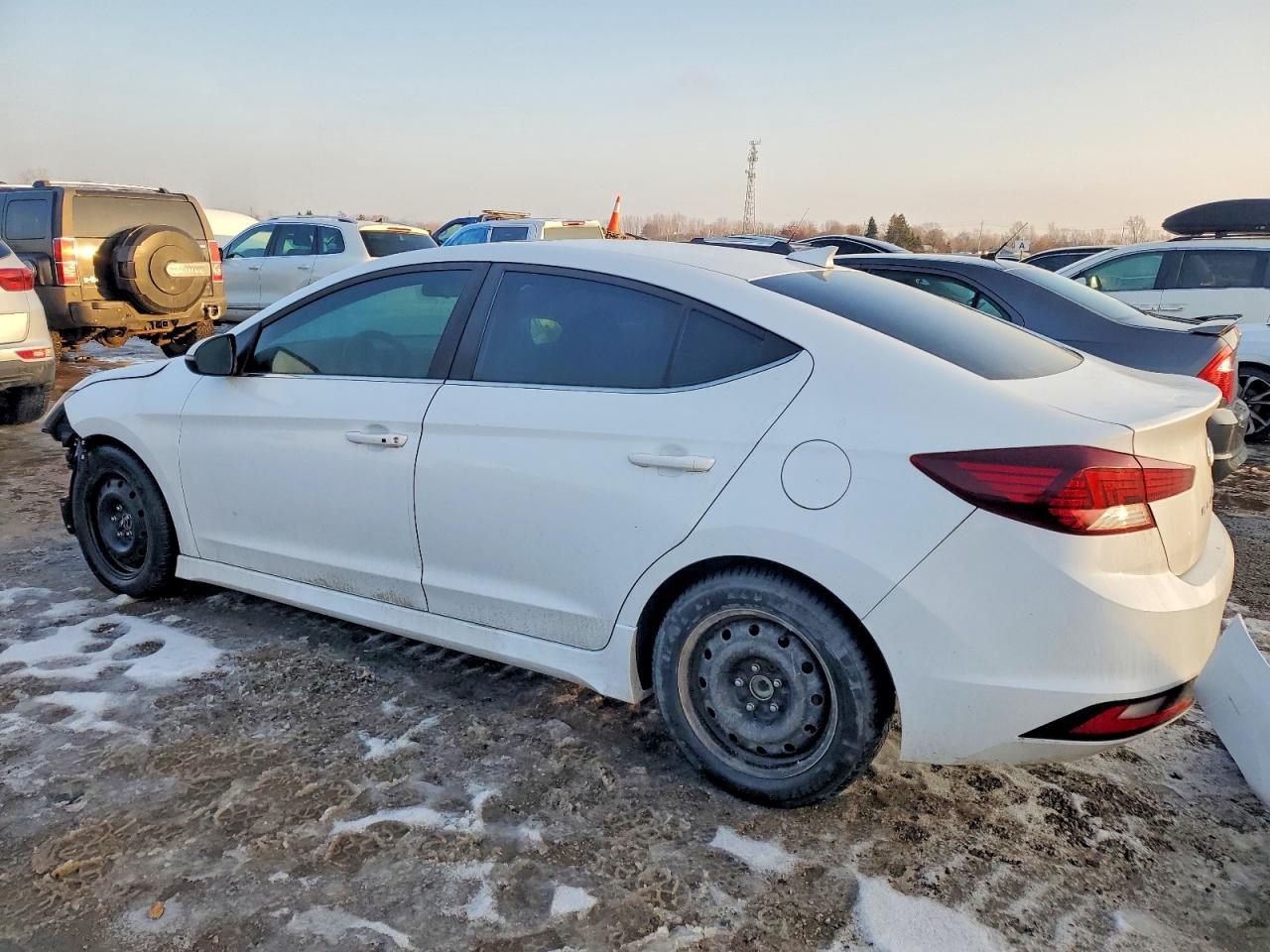 2019 HYUNDAI ELANTRA SPORT photo 2