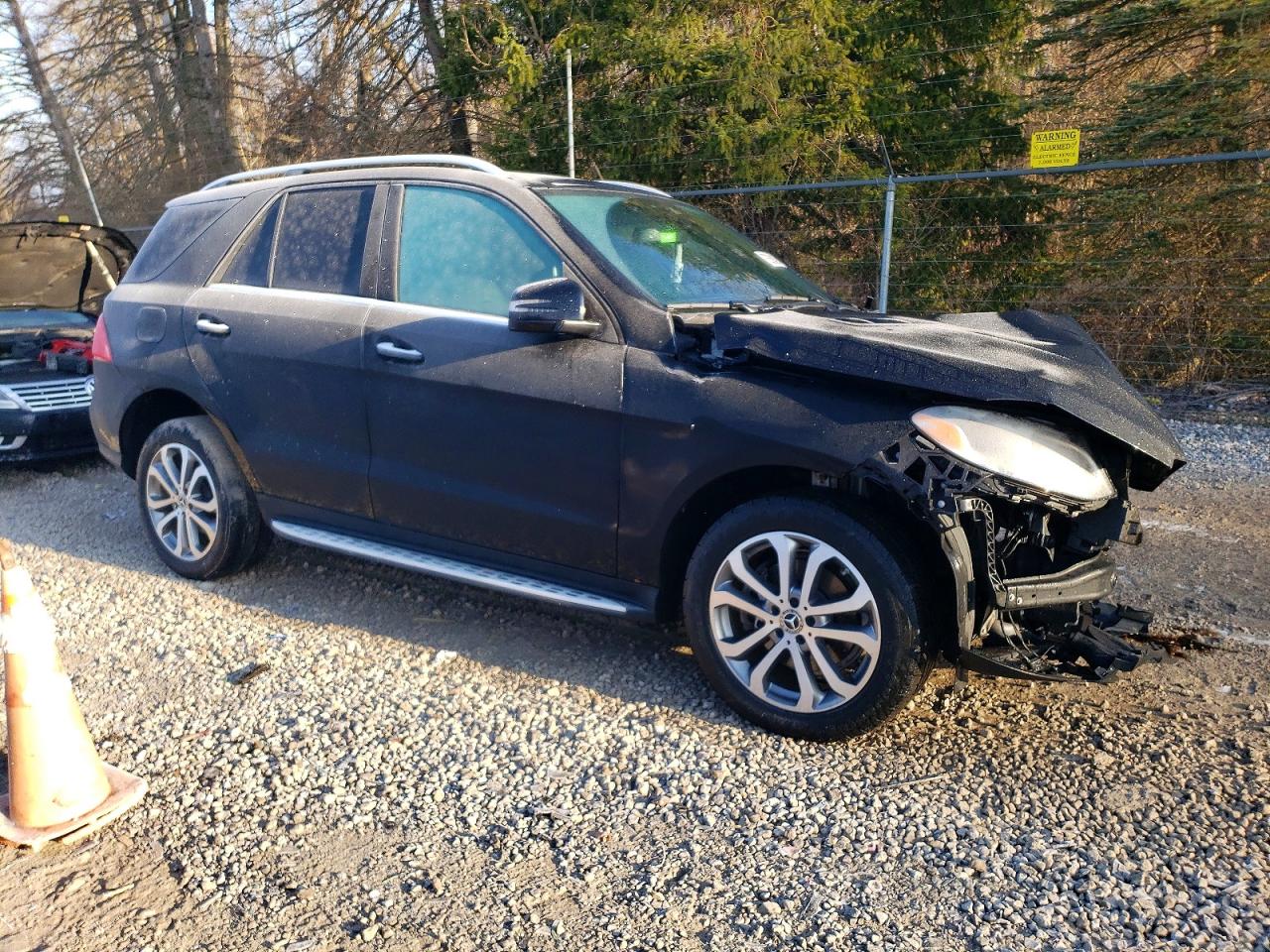 2017 MERCEDES-BENZ GLE 350 4MATIC photo 4