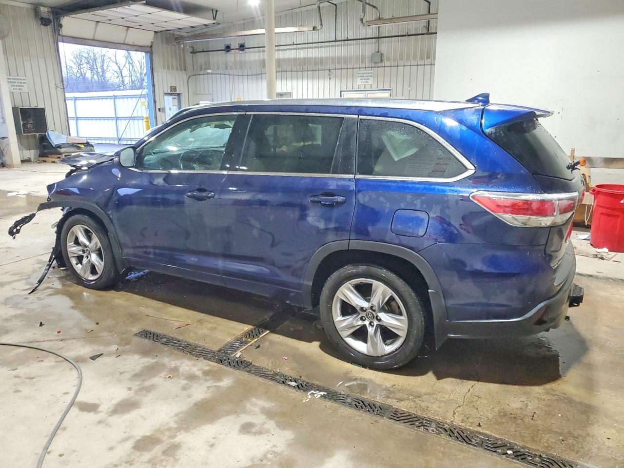 2016 TOYOTA HIGHLANDER LIMITED photo 2