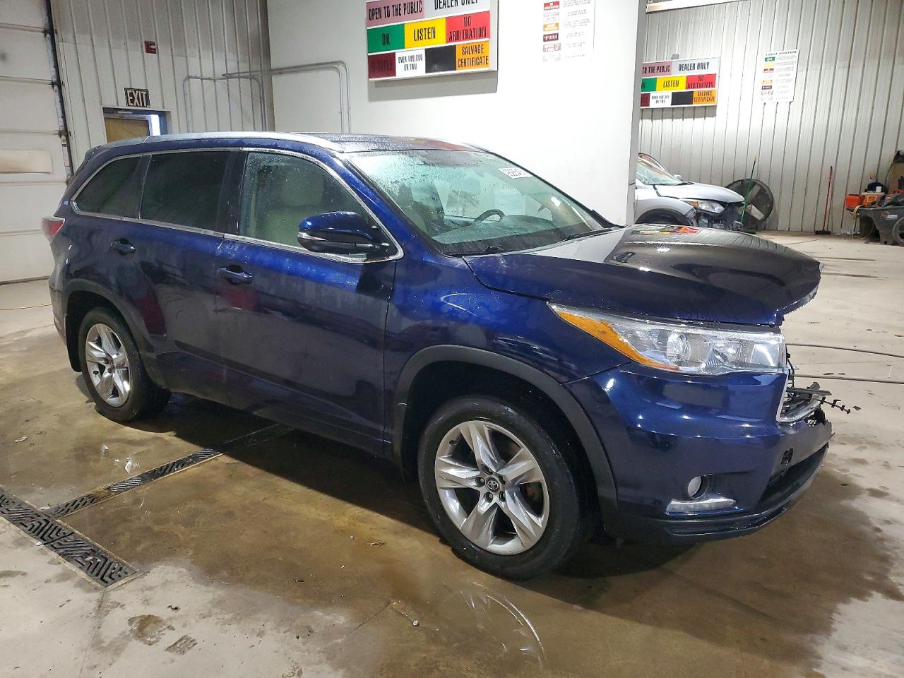 2016 TOYOTA HIGHLANDER LIMITED photo 4