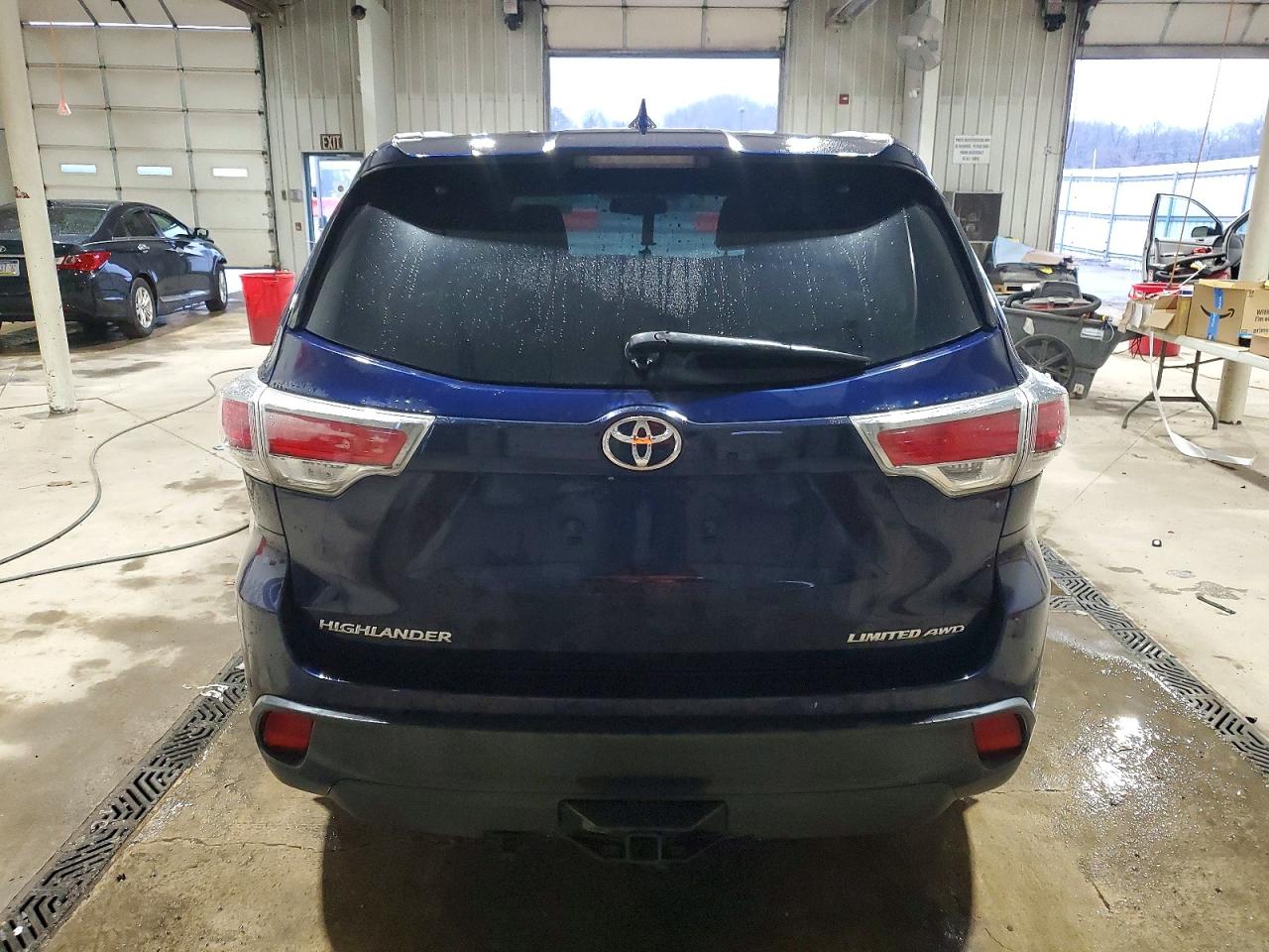 2016 TOYOTA HIGHLANDER LIMITED photo 6