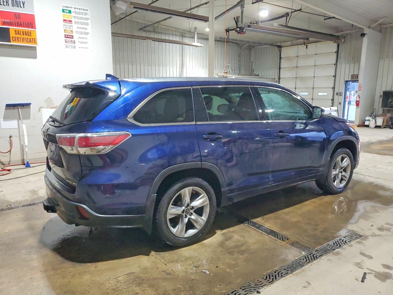 2016 TOYOTA HIGHLANDER LIMITED photo 3