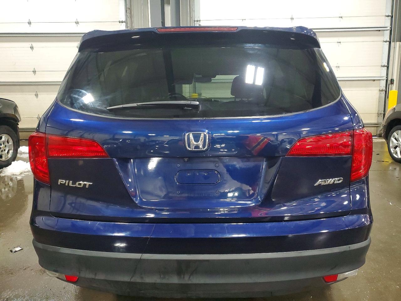 2016 HONDA PILOT EXL photo 6