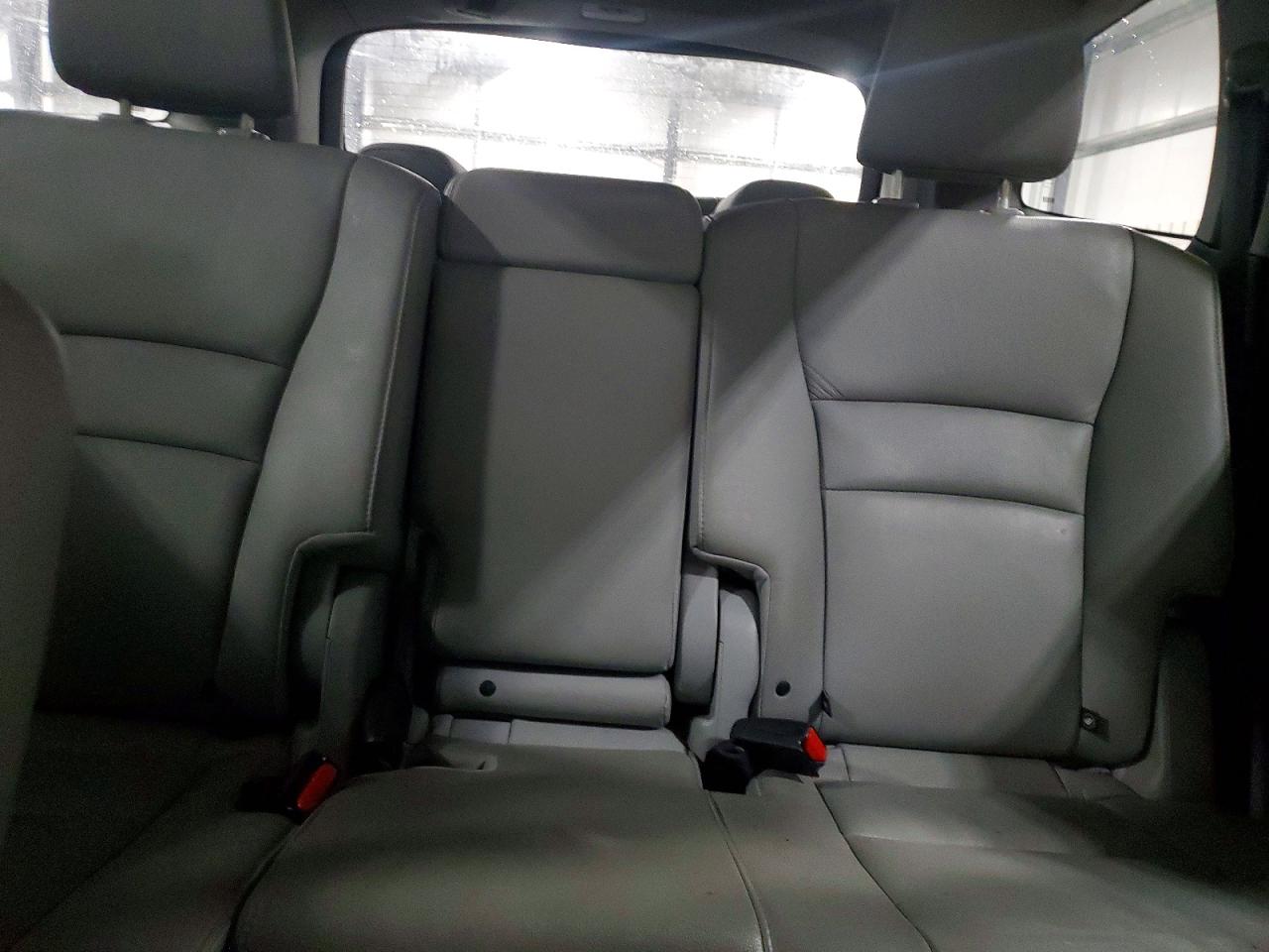 2016 HONDA PILOT EXL photo 10