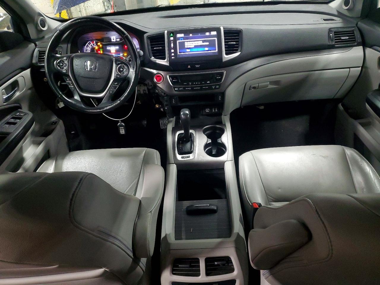 2016 HONDA PILOT EXL photo 8