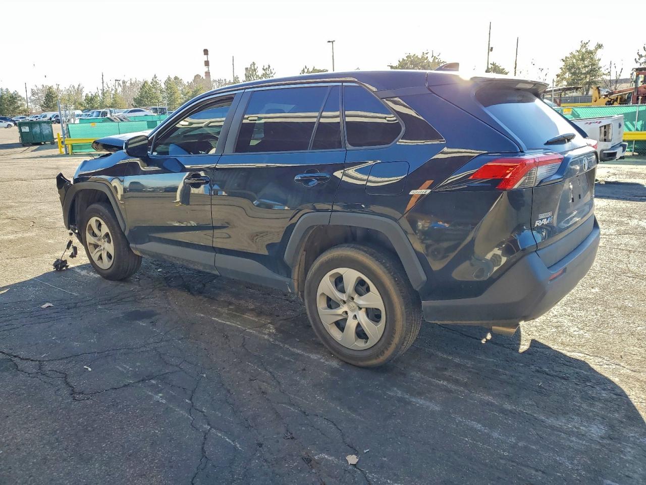 2024 TOYOTA RAV4 LE photo 2