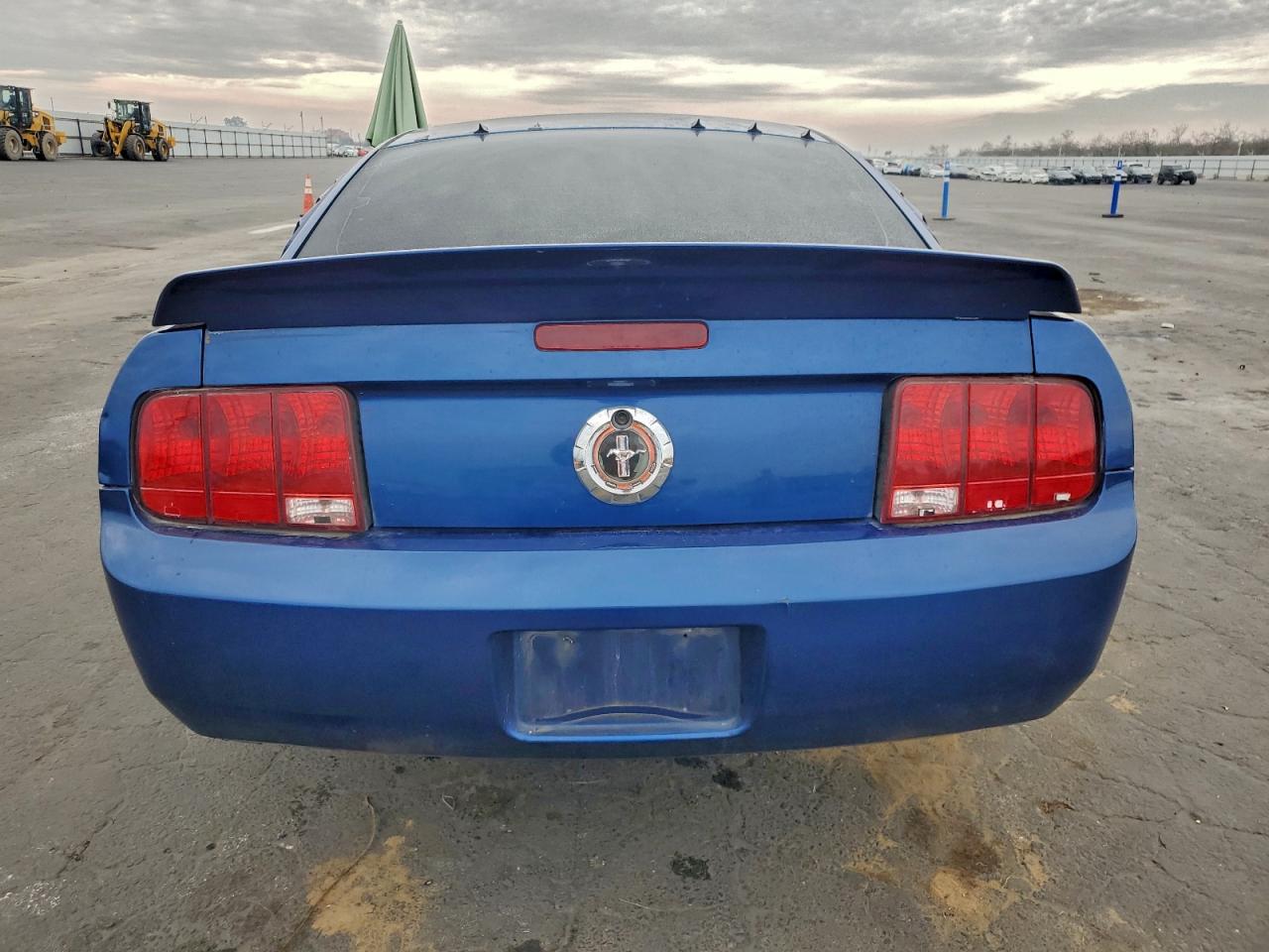 2008 FORD MUSTANG photo 6