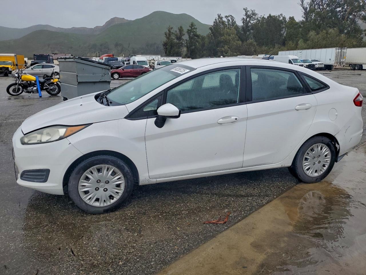 2015 FORD FIESTA