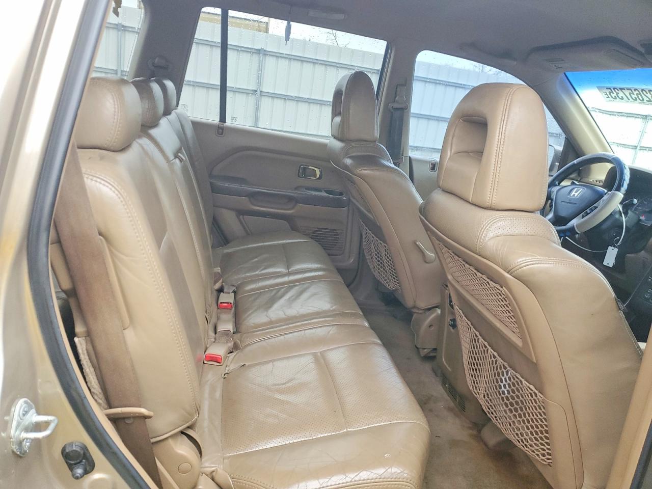 2004 HONDA PILOT EXL photo 11