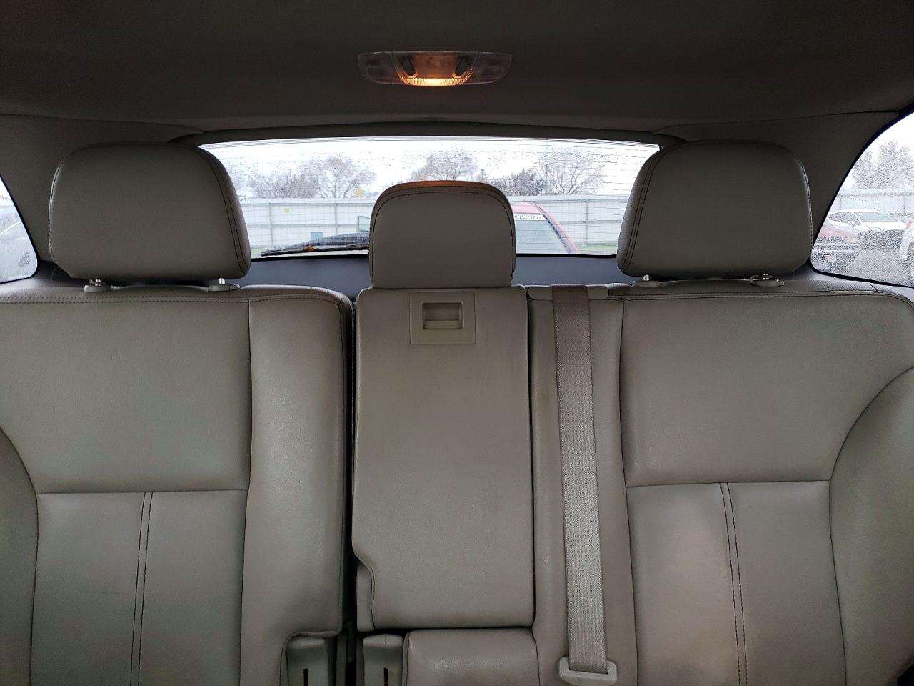 2011 FORD EDGE SEL photo 19