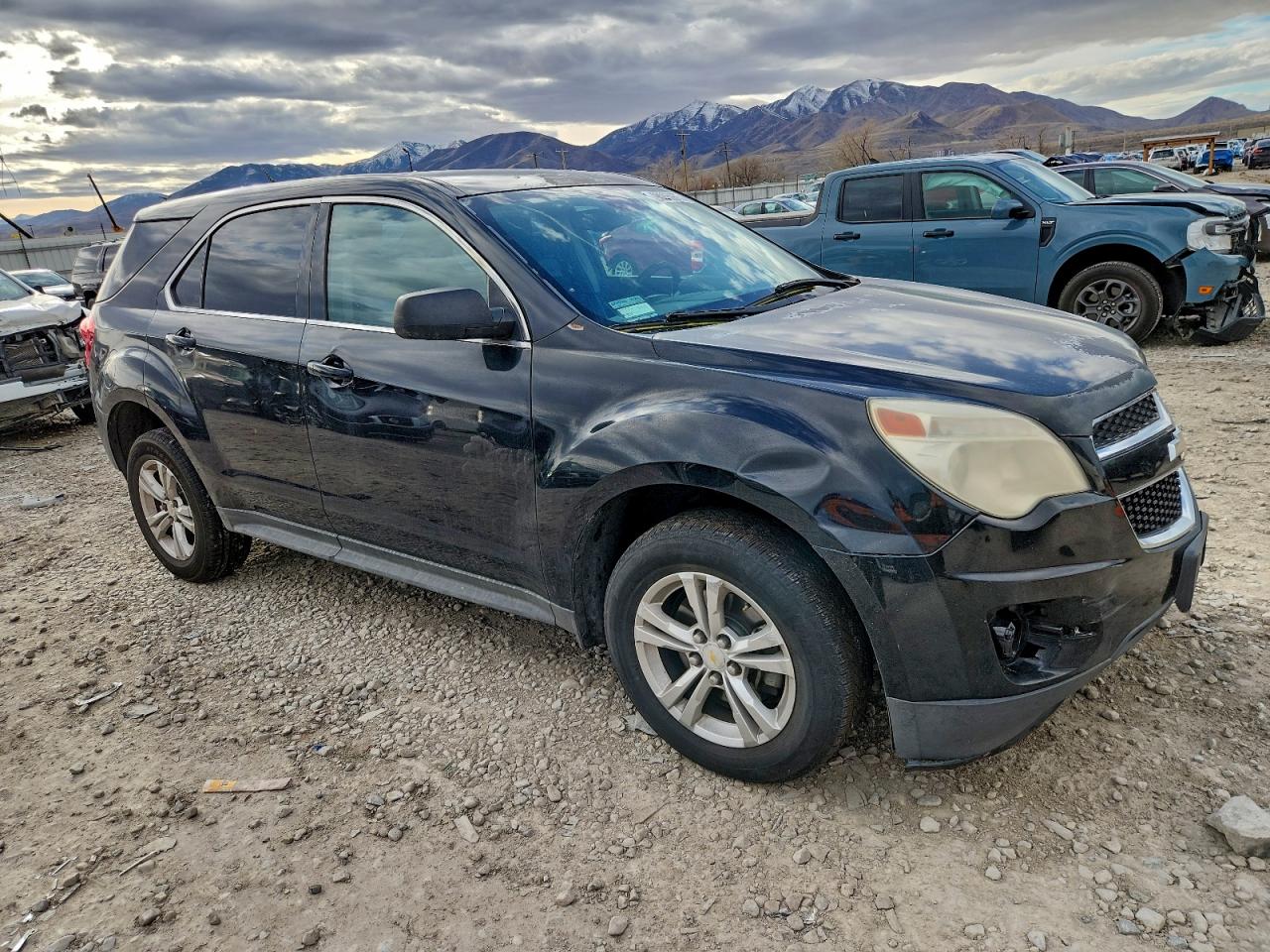 2013 CHEVROLET EQUINOX LS photo 4
