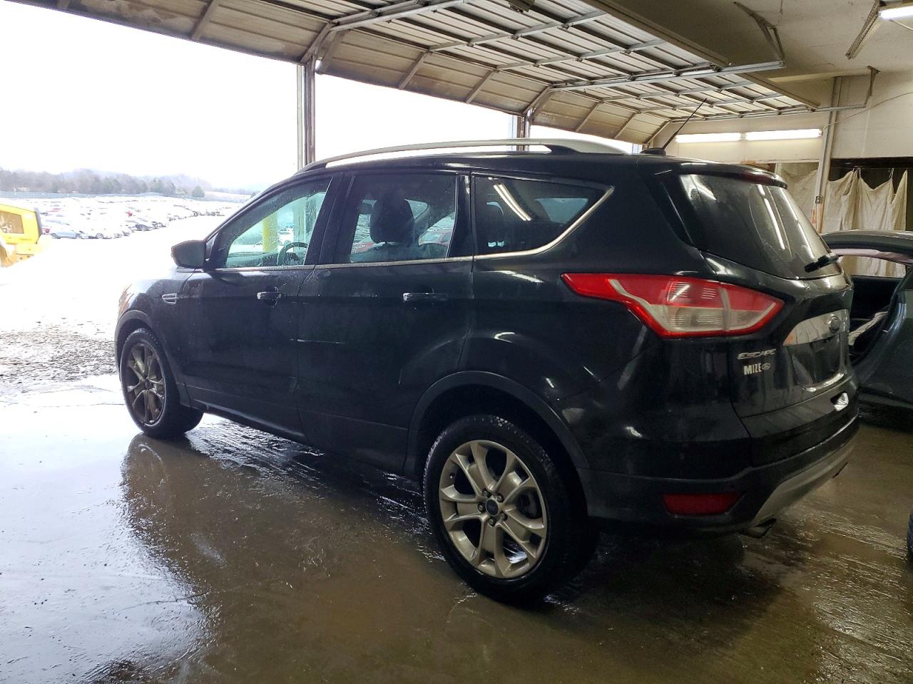 2014 FORD ESCAPE TITANIUM photo 2