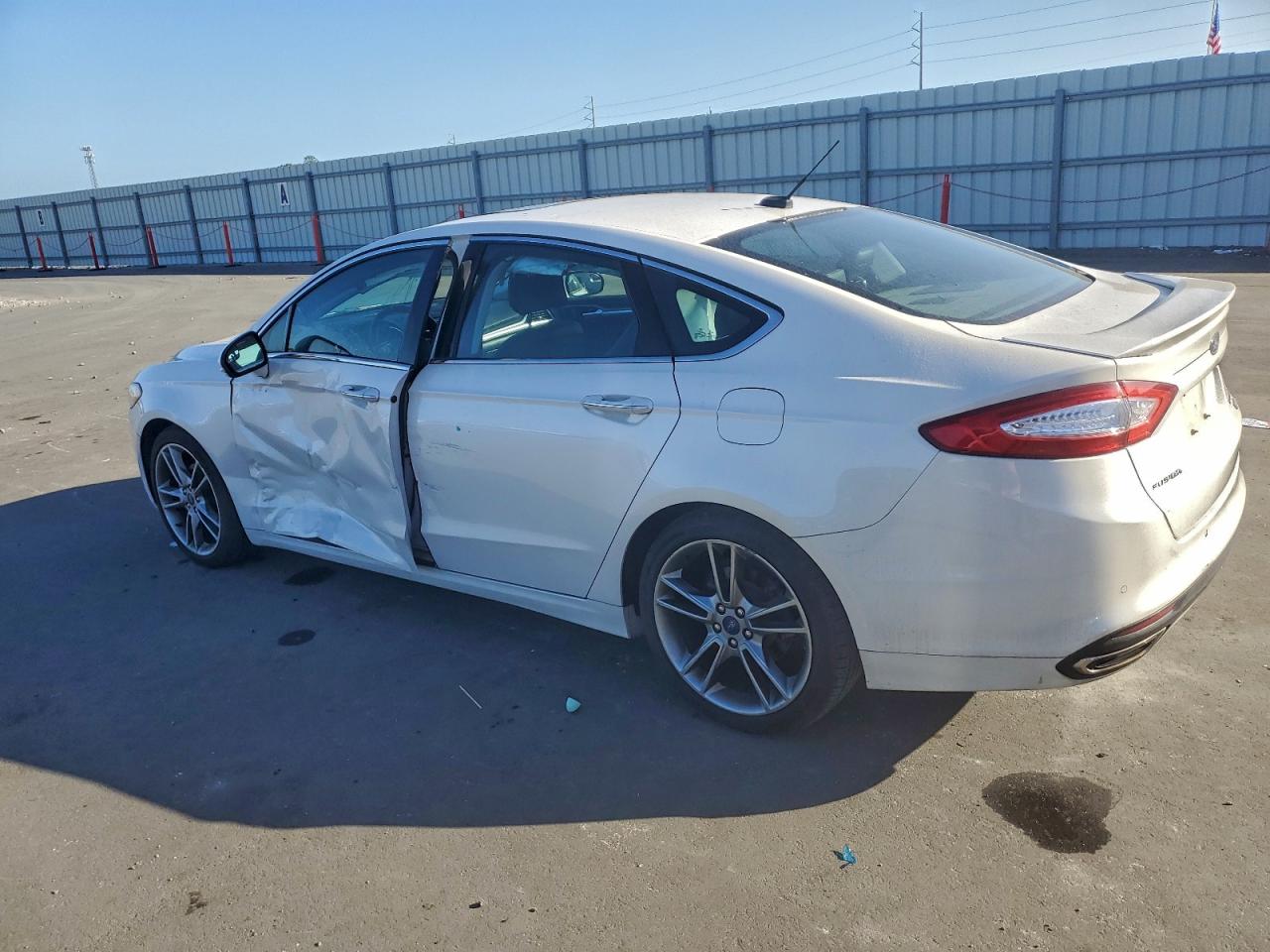 2016 FORD FUSION TITANIUM photo 5