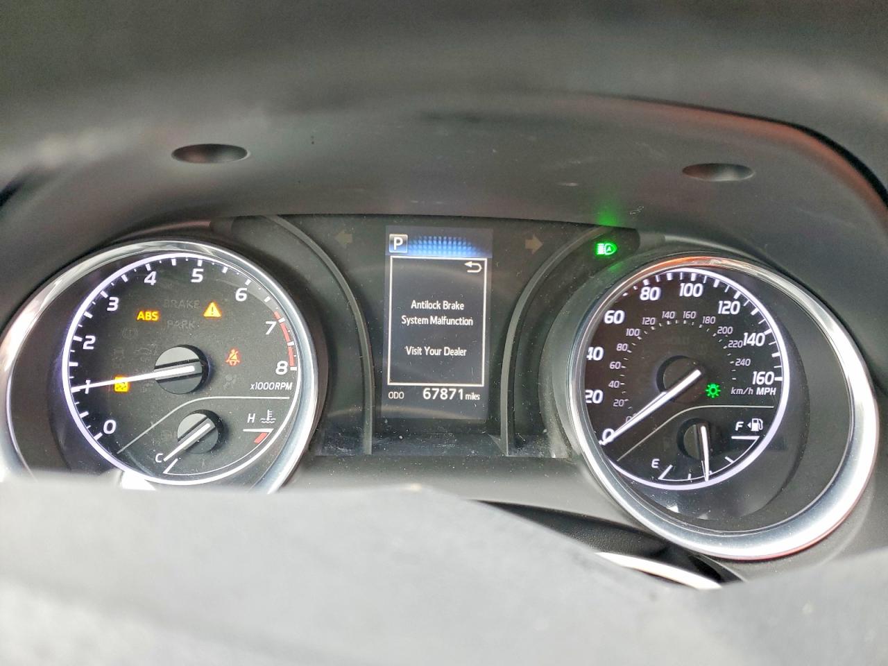 2019 TOYOTA CAMRY L photo 25