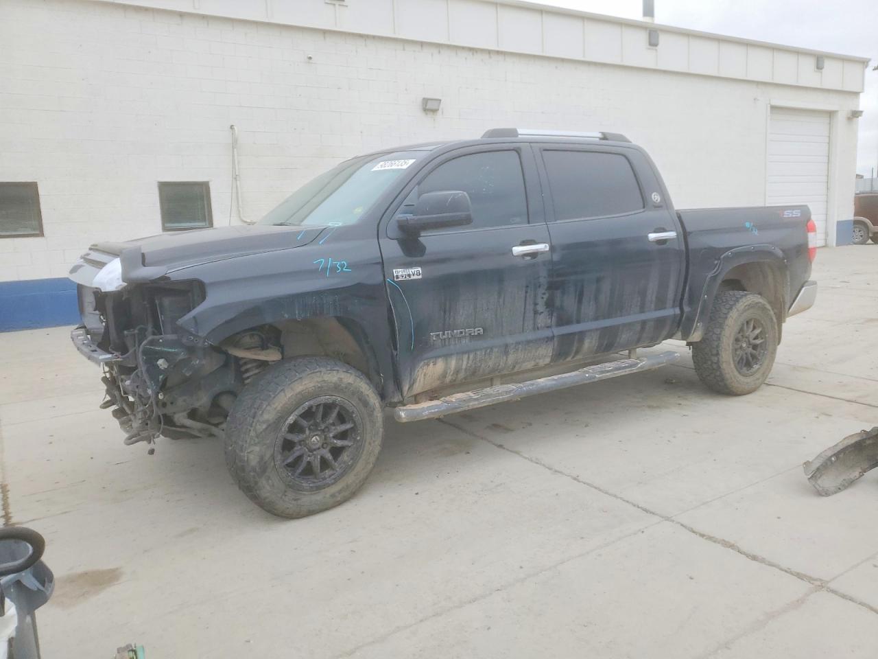 2018 TOYOTA TUNDRA