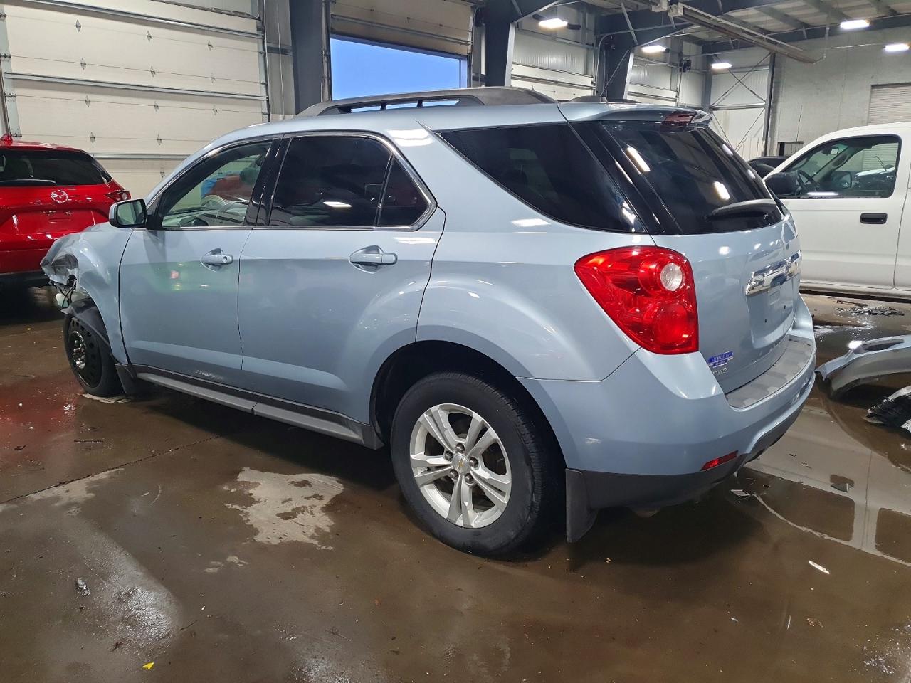 2015 CHEVROLET EQUINOX LT photo 2