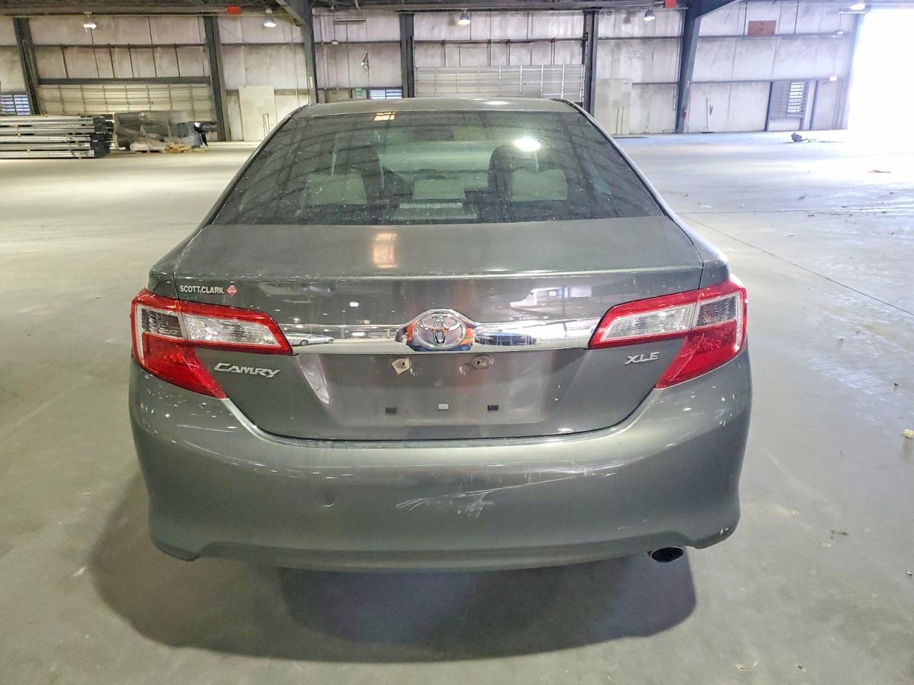 2013 TOYOTA CAMRY L photo 6