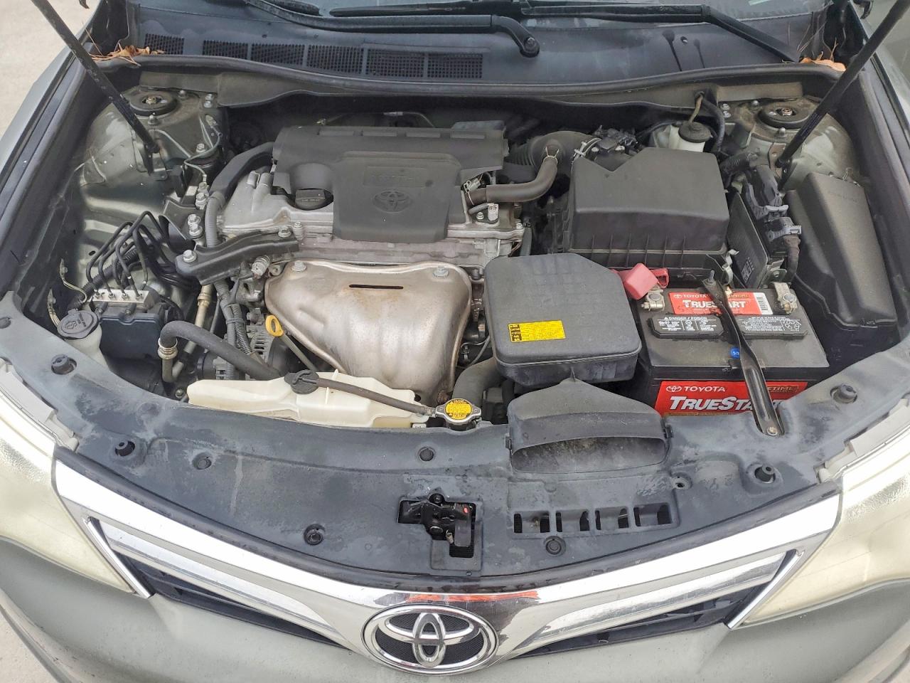 2013 TOYOTA CAMRY L photo 11