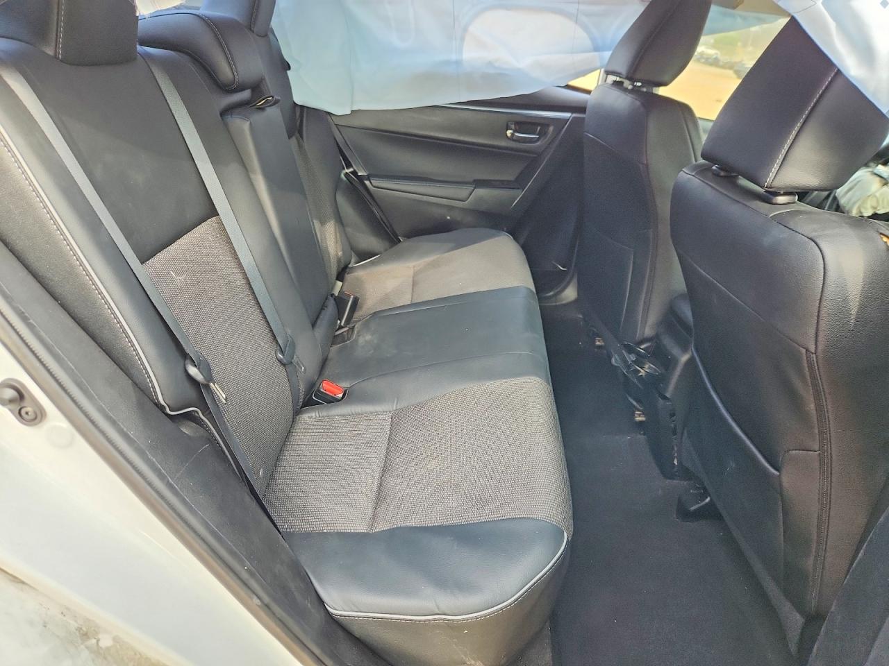 2016 TOYOTA COROLLA L photo 10