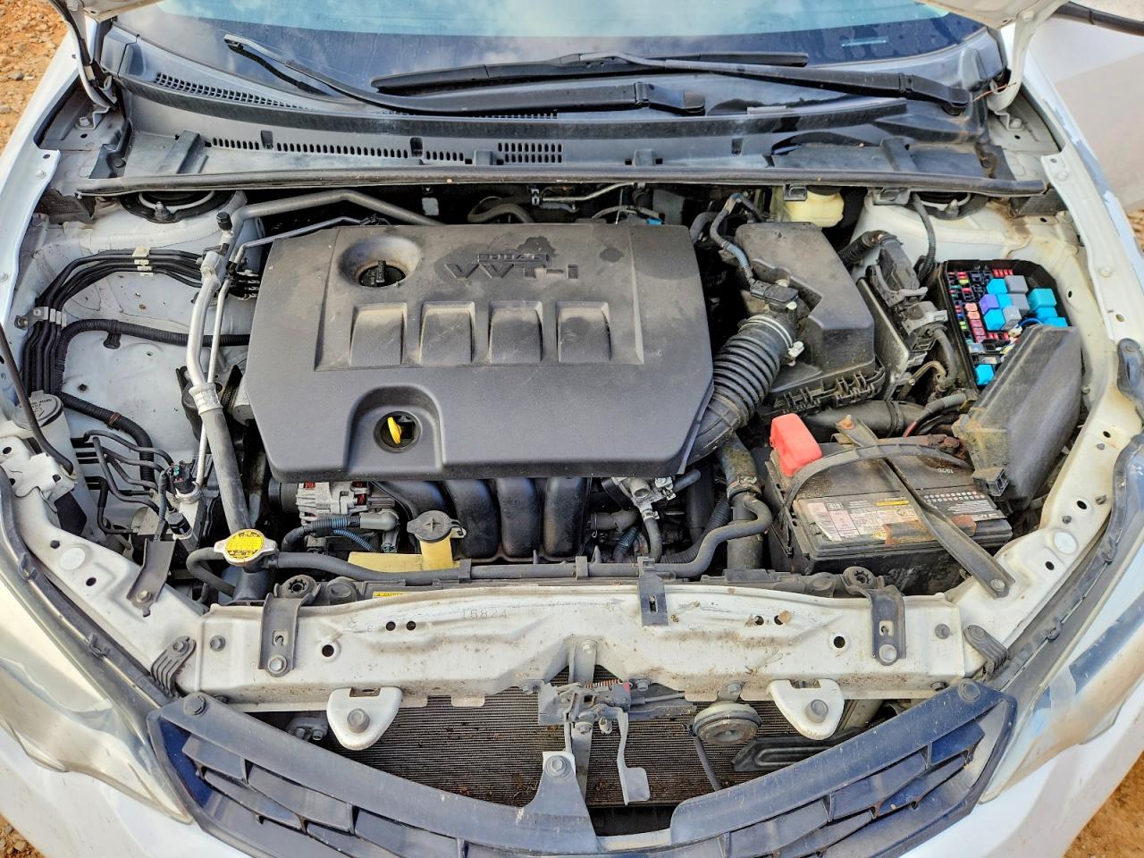 2016 TOYOTA COROLLA L photo 11