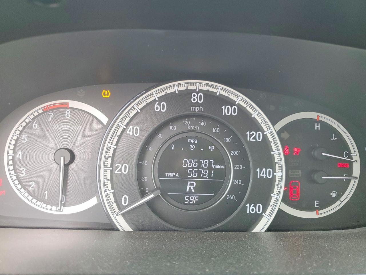 2017 HONDA ACCORD LX photo 9