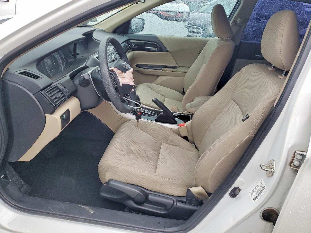 2017 HONDA ACCORD LX photo 7