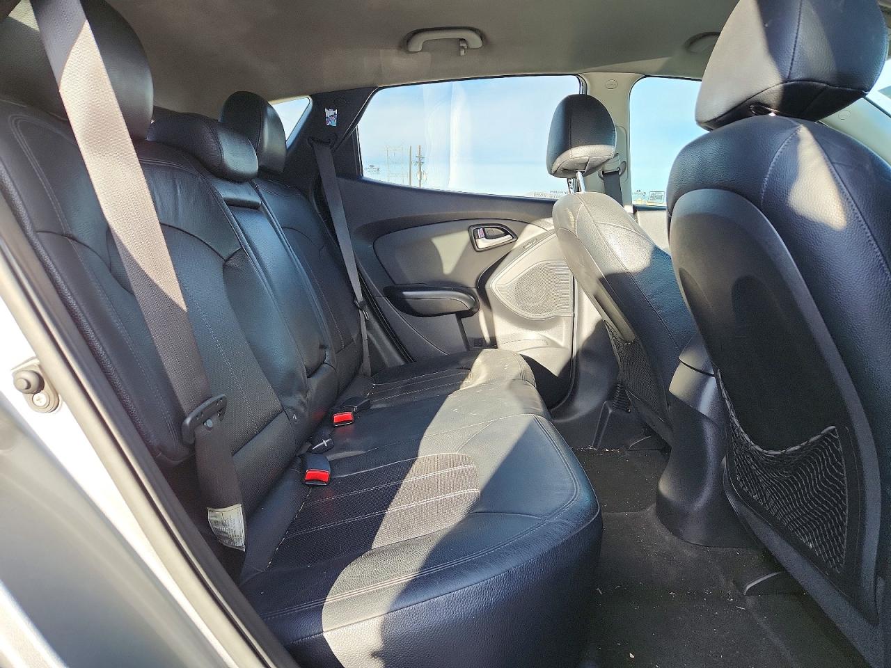 2012 HYUNDAI TUCSON GLS photo 11