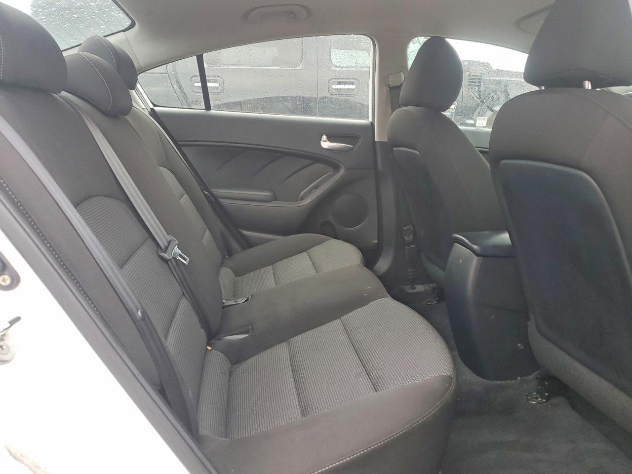 2018 KIA FORTE LX photo 10