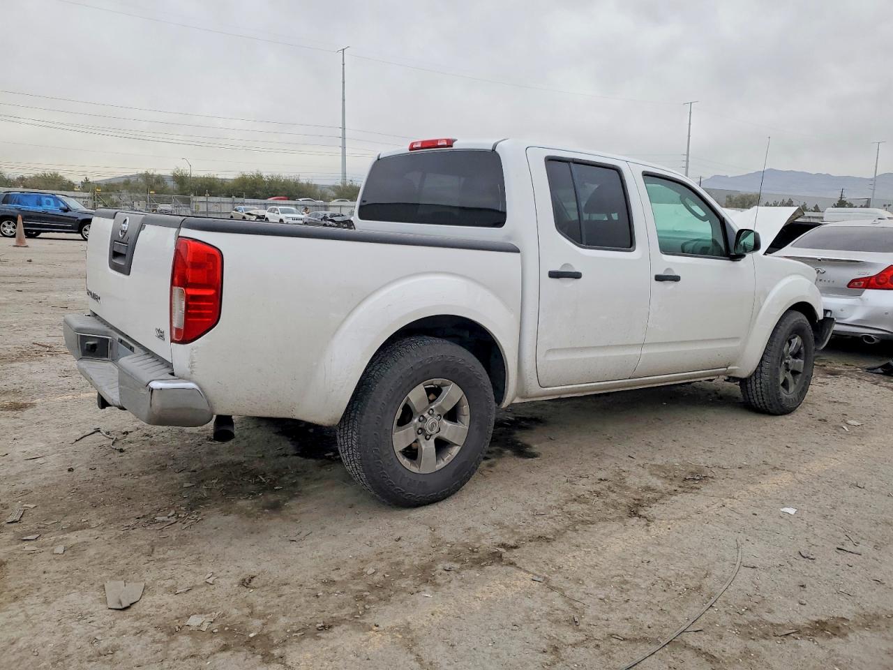 2010 NISSAN FRONTIER CREW CAB SE photo 3