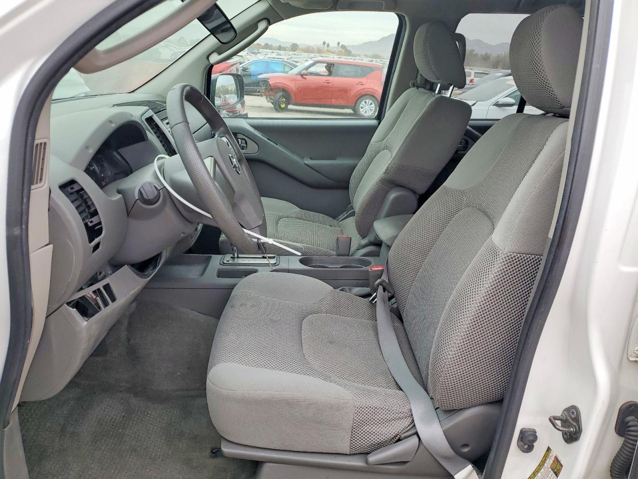 2010 NISSAN FRONTIER CREW CAB SE photo 7