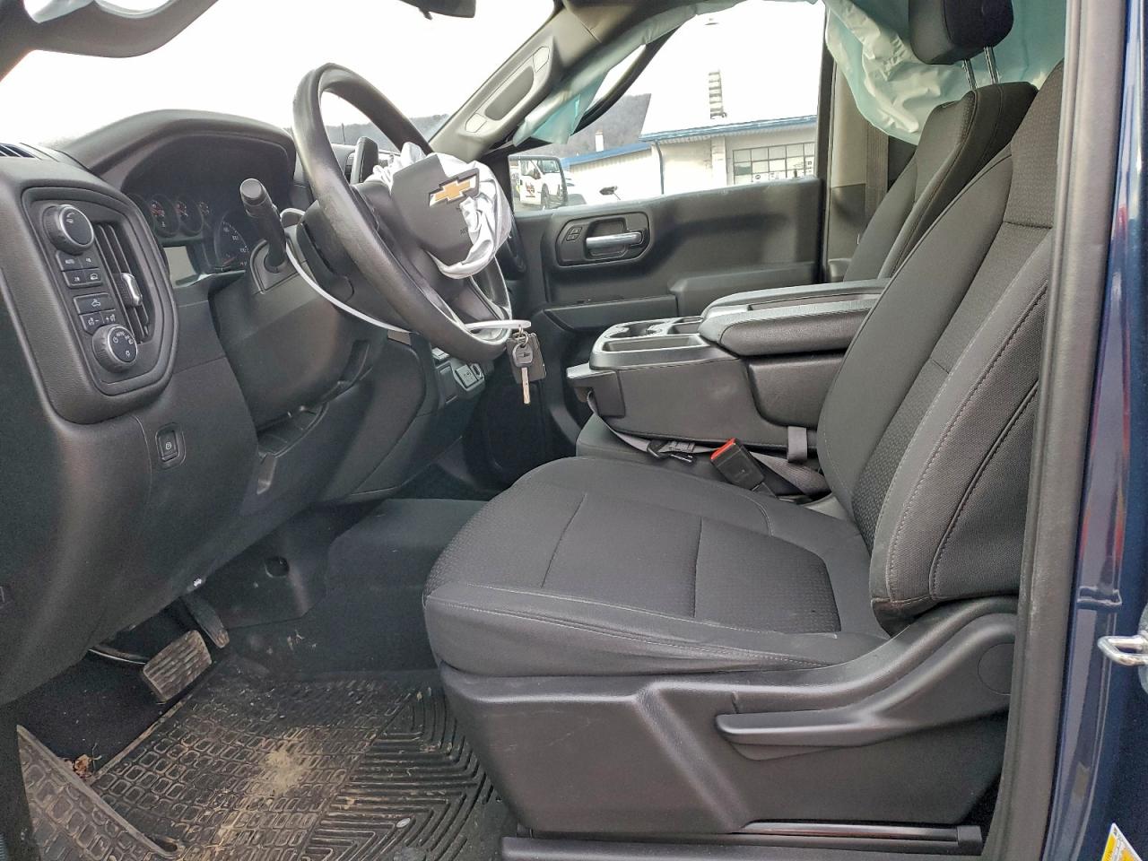 2021 CHEVROLET SILVERADO K1500 CUSTOM photo 7
