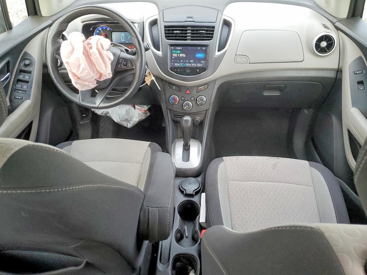 2015 CHEVROLET TRAX 1LS photo 22