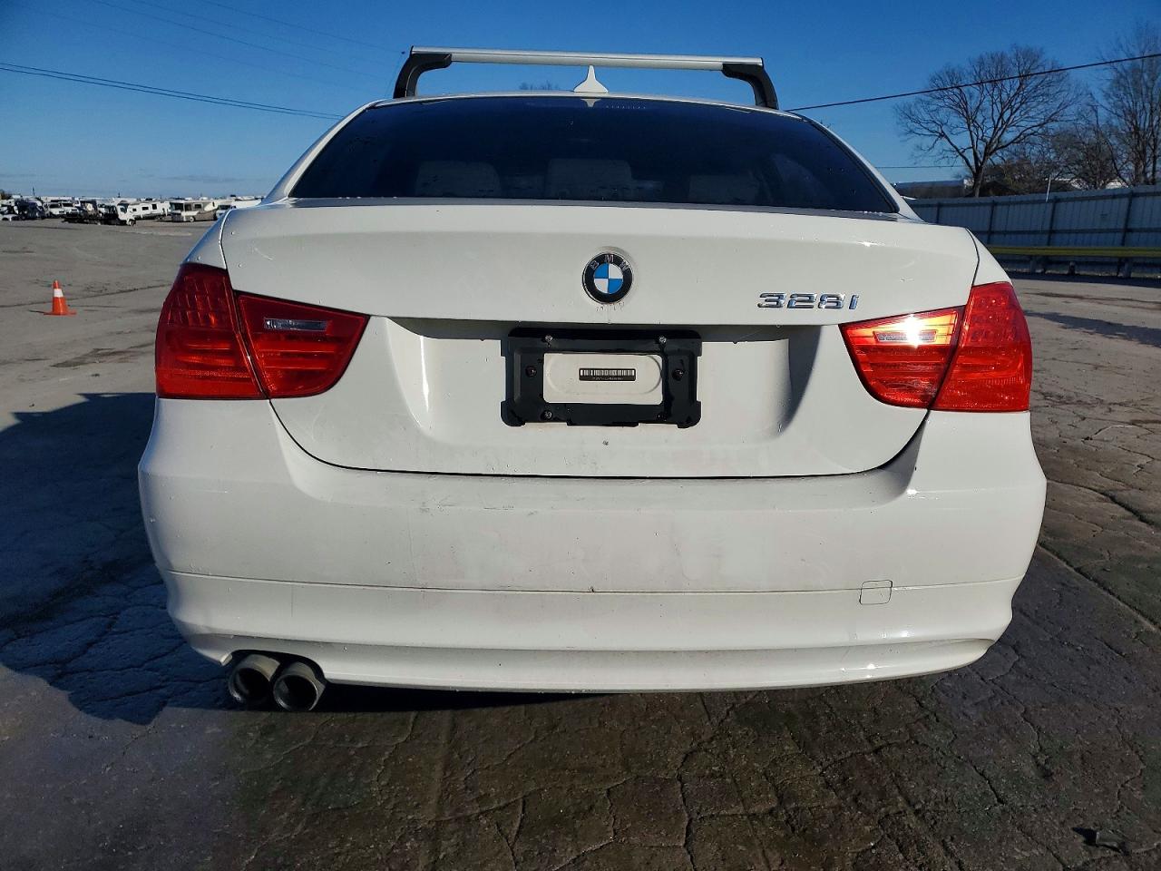 2011 BMW 328 I photo 6