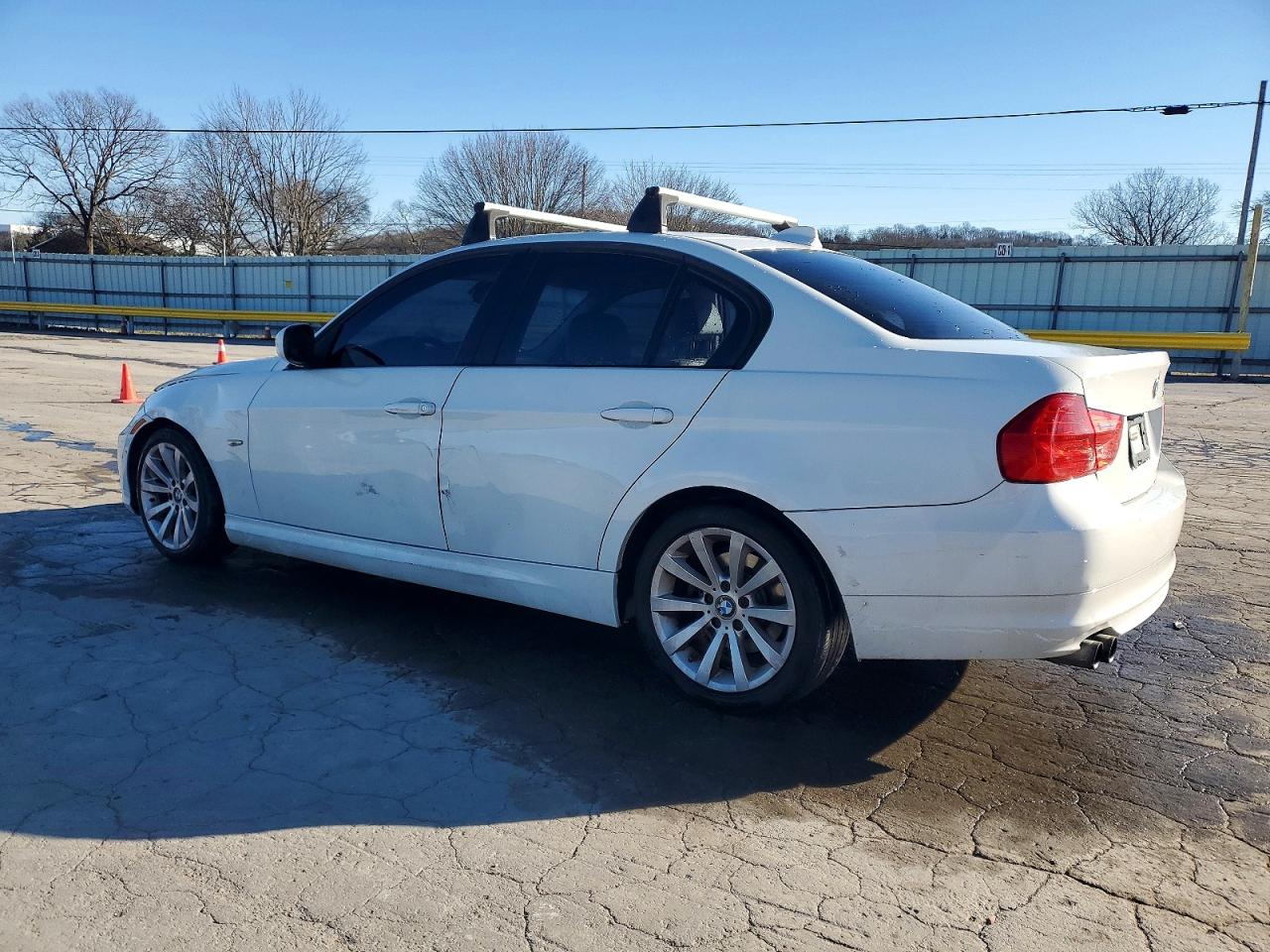2011 BMW 328 I photo 2